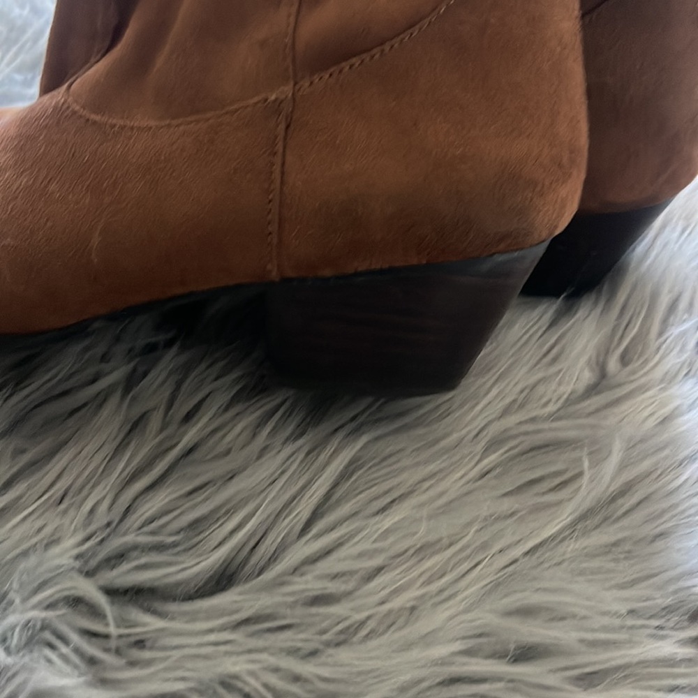 Booties - Picture 3 of 4